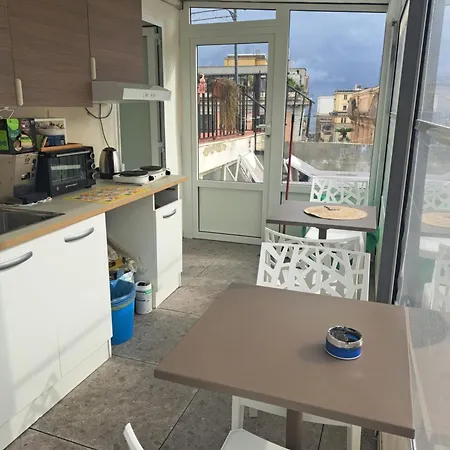 Amendola Nápoly