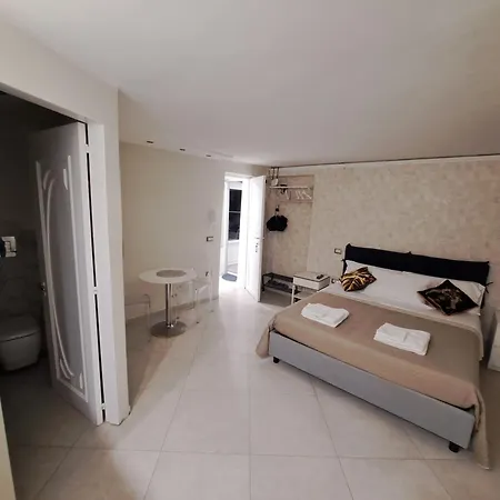 Amendola Guest house *