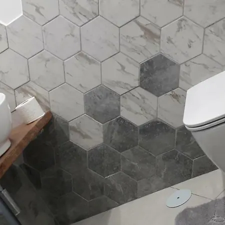 Πανσιόν Amendola 4*